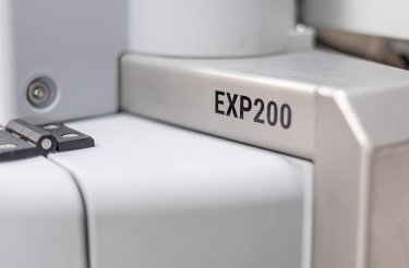 Dettaglio del compattatore elettrico EXP200 Mil-tek